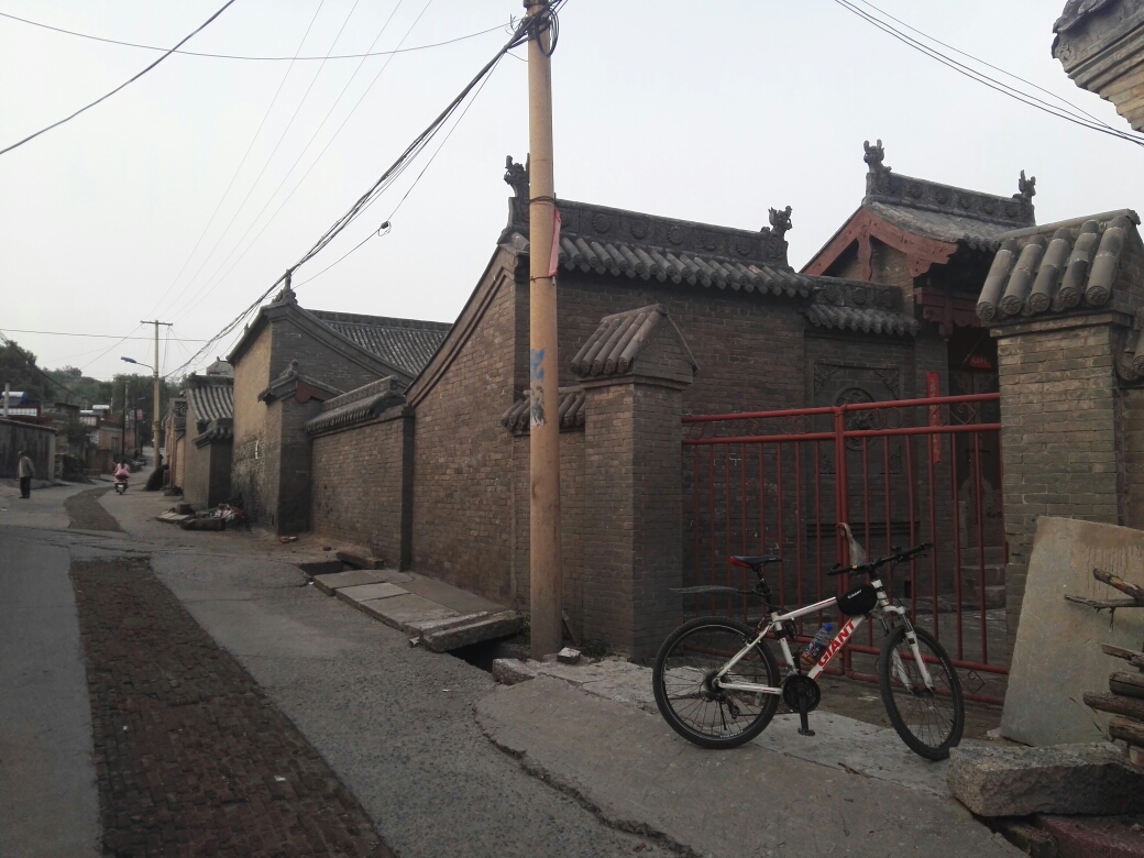 静升镇文保单位骑记三静升村1