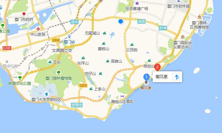 地址:厦门市环岛路椰风寨公交站的海滩