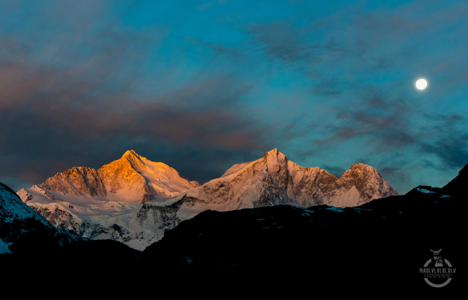 wKgBZ1kuJ2uASFdeAAQLuW20szI40.jpeg?imageView2%2F2%2Fw%2F600%2Fh%2F600%2Fq%2F90