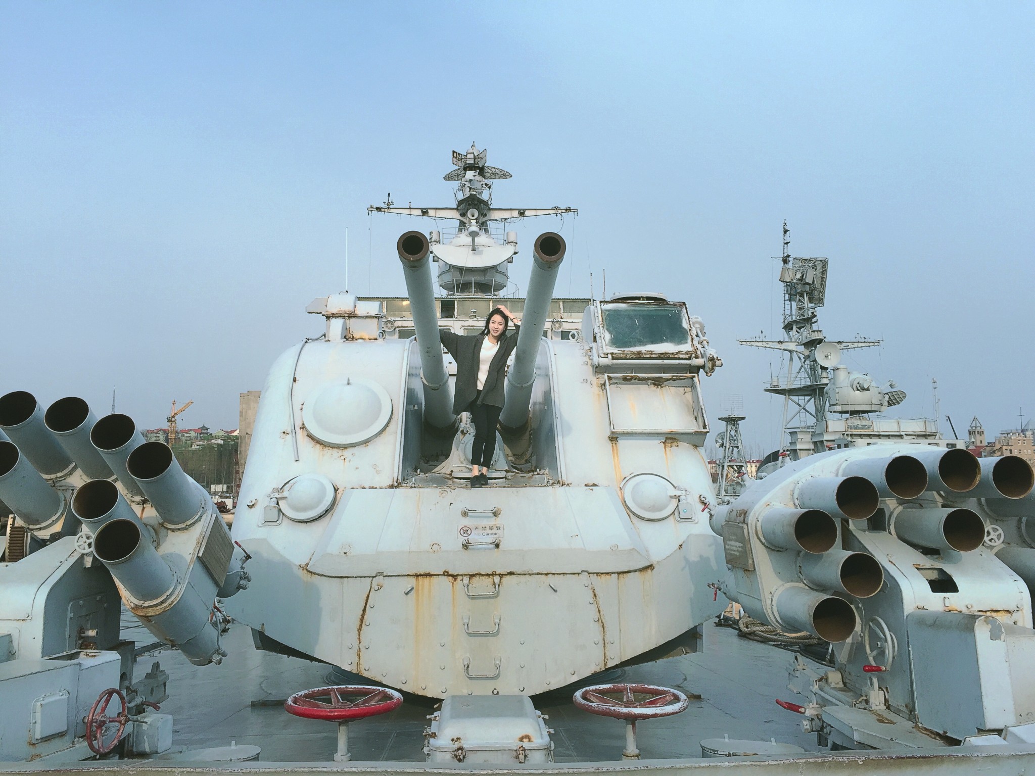 博物馆由海军创建,是中国唯一一座全面反映中国海军发展的军事博物馆