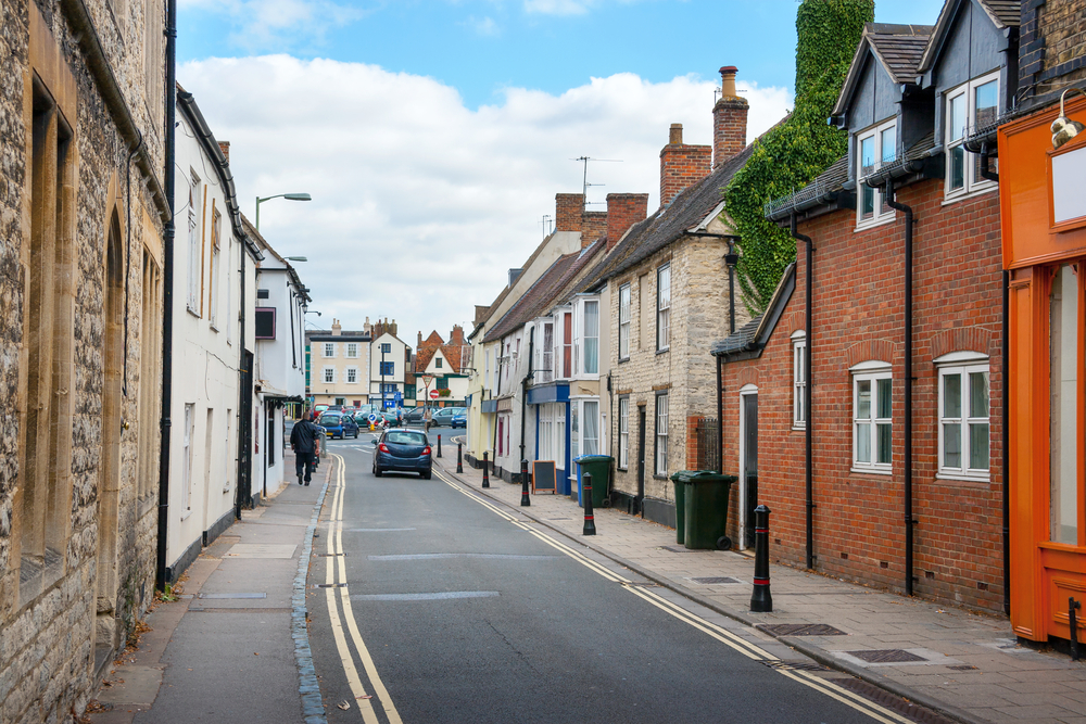 英国伦敦 比斯特购物村bicester village扫货一日游(每天发团 购物