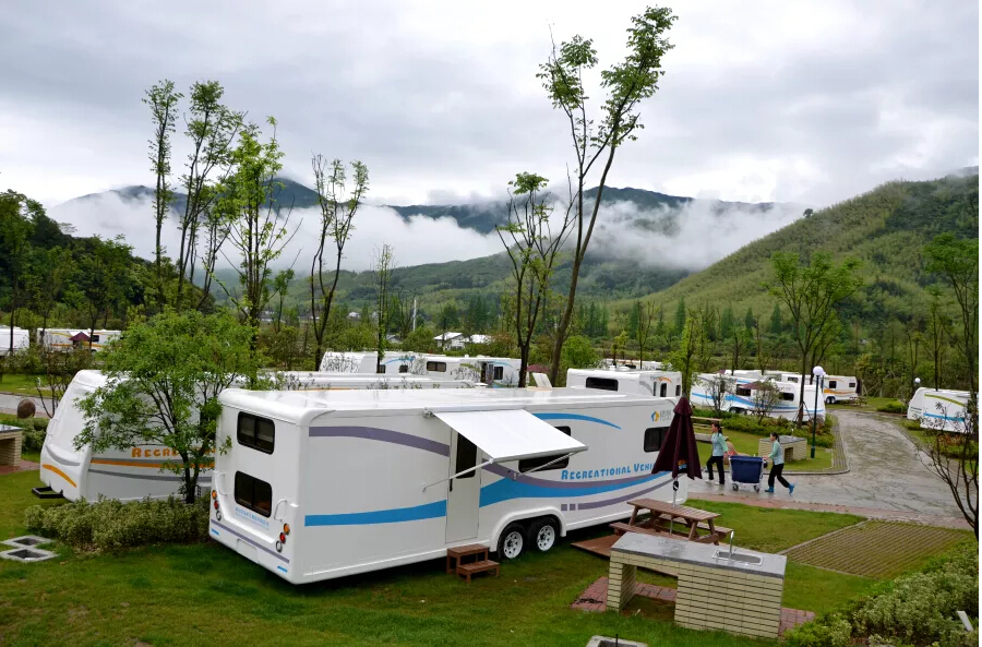 奇瑞途居黄山露营地房车1晚住宿套餐(黄山奇瑞西大门焦村房车露营基地