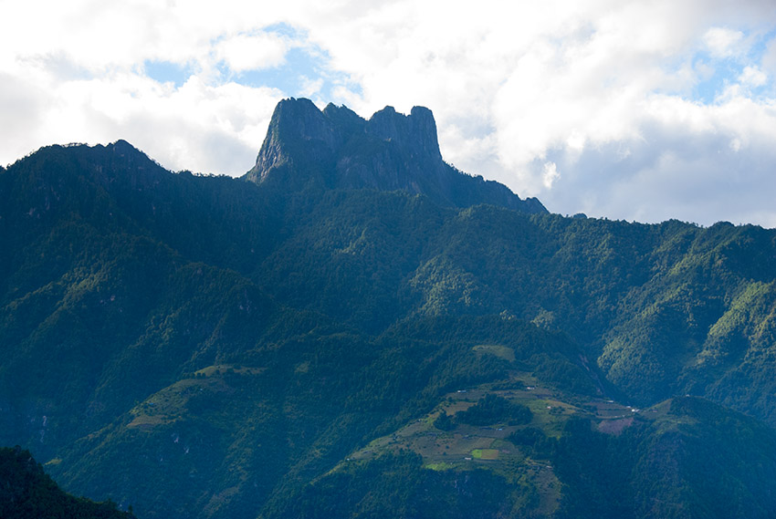 云南福贡县老姆登村3日自驾导航路线(皇冠山 知子罗)