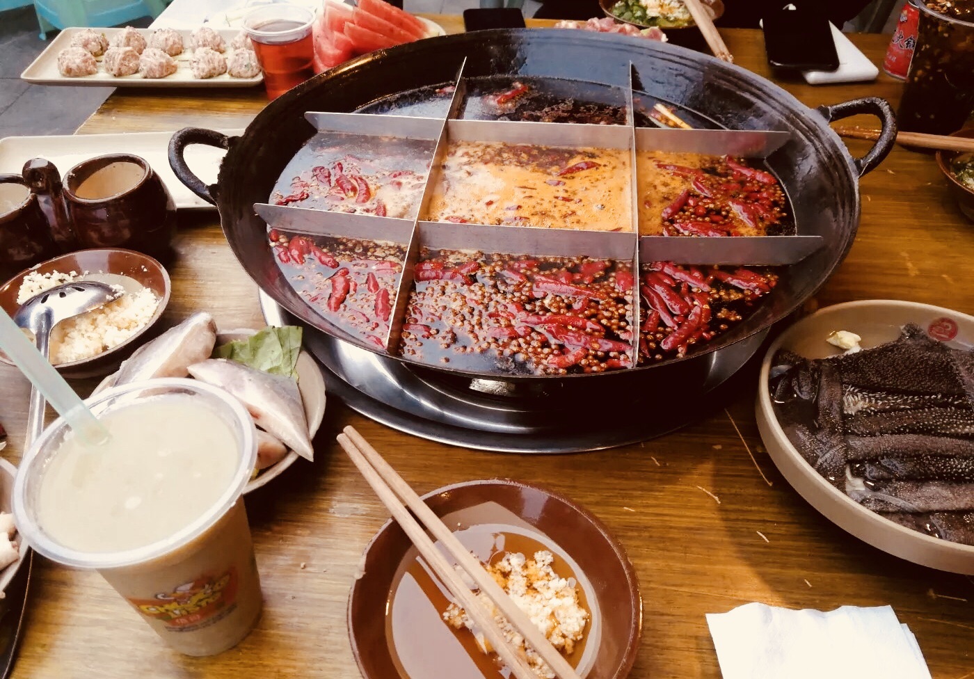 大龙火锅人均_大龙燚火锅图片(2)