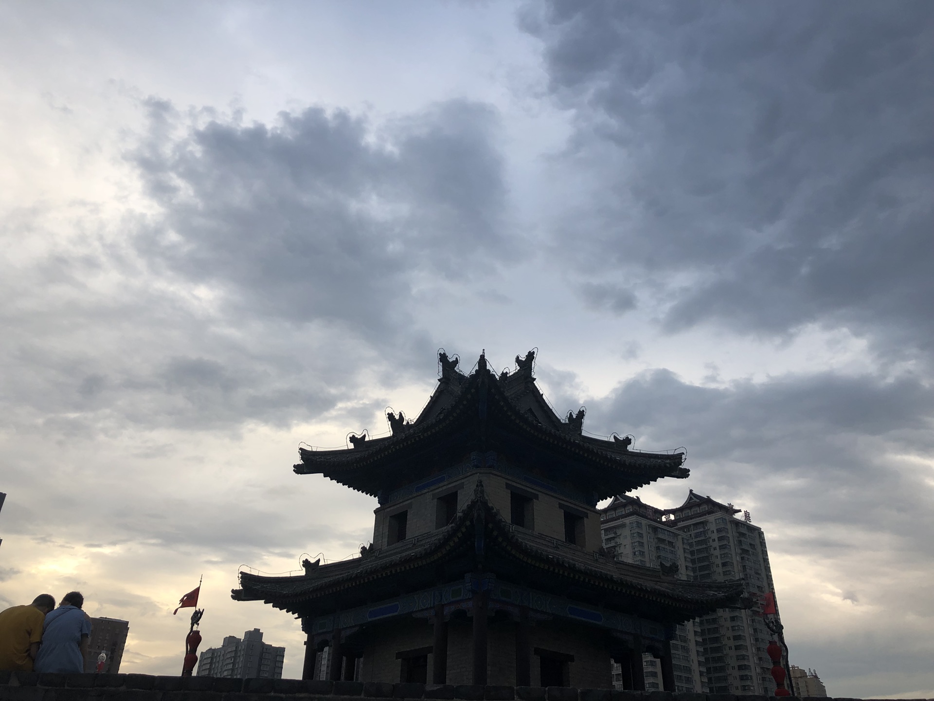 wKgBEFs6AiKACkSmAAUHYdr2Qo015.jpeg?imageView2%2F2%2Fw%2F600%2Fh%2F600%2Fq%2F90