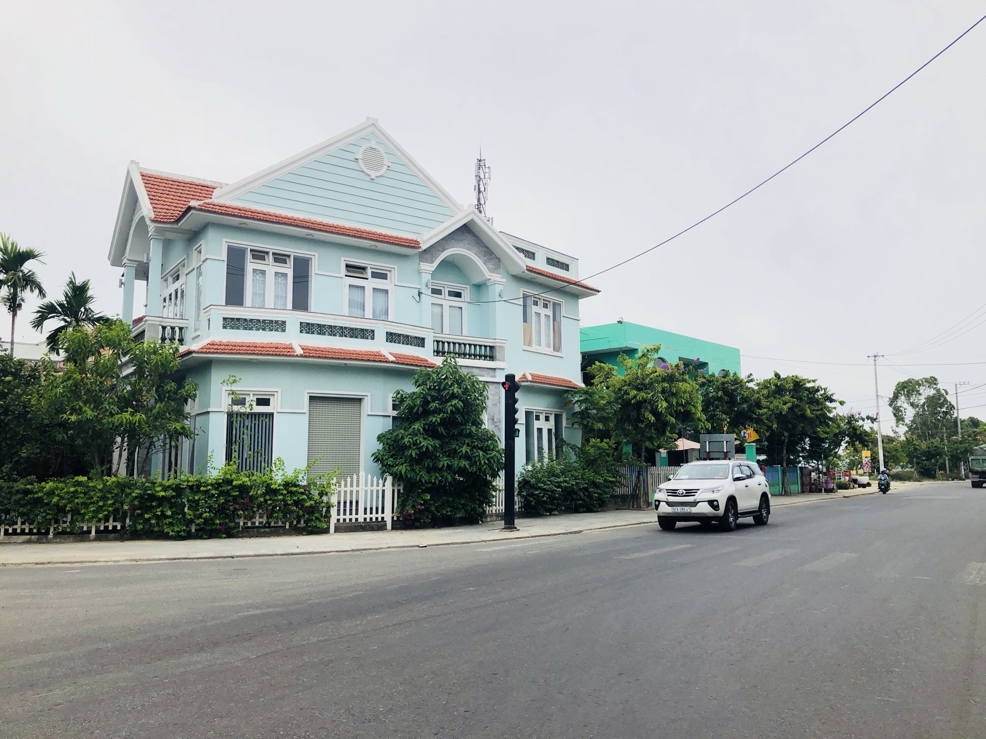 华西村人均收入_越南人均(3)