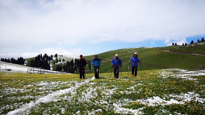 几月份去喀拉峻草原最合适?本人有点怕冷。