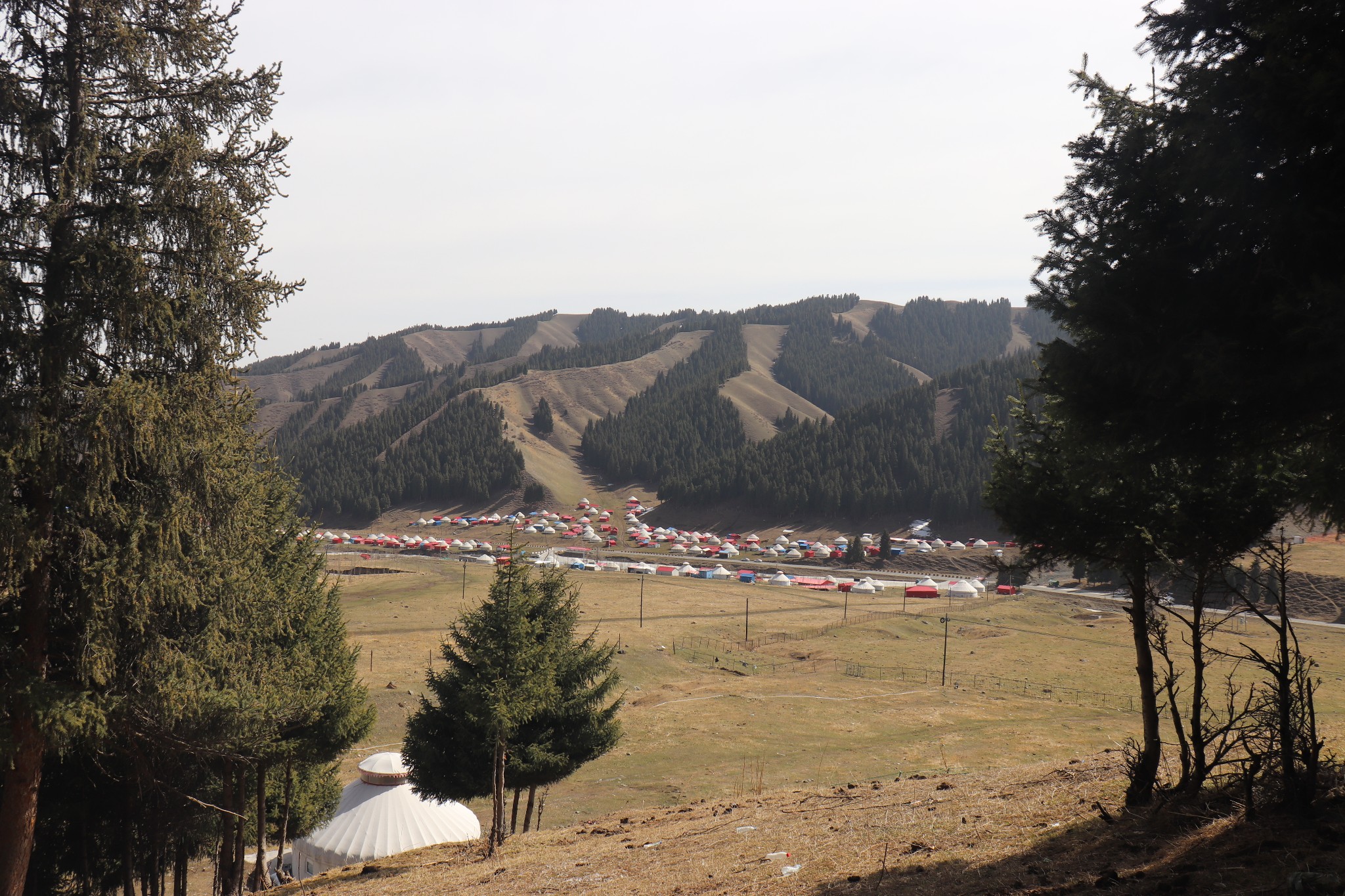 乌鲁木齐南山牧场西白杨沟徒步登山