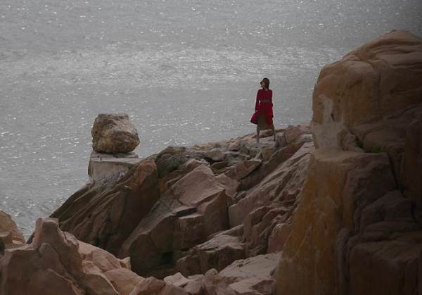 天涯共此时的上半句 wKgBEFso-UqAQIsVAACr8d-Jztc83.jpeg?imageView2%2F2%2Fw%2F600%2Fh%2F600%2Fq%2F90