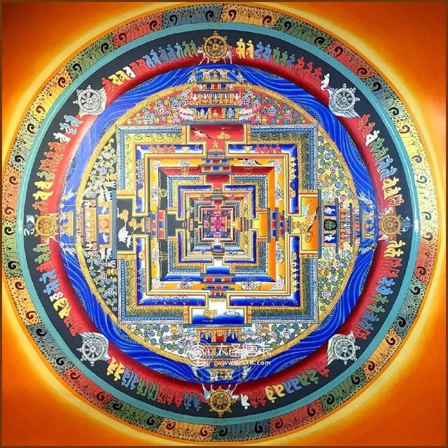 放上一幅坛城唐卡坛城在藏传佛教中有防御邪魔入侵的寓意价格并不贵