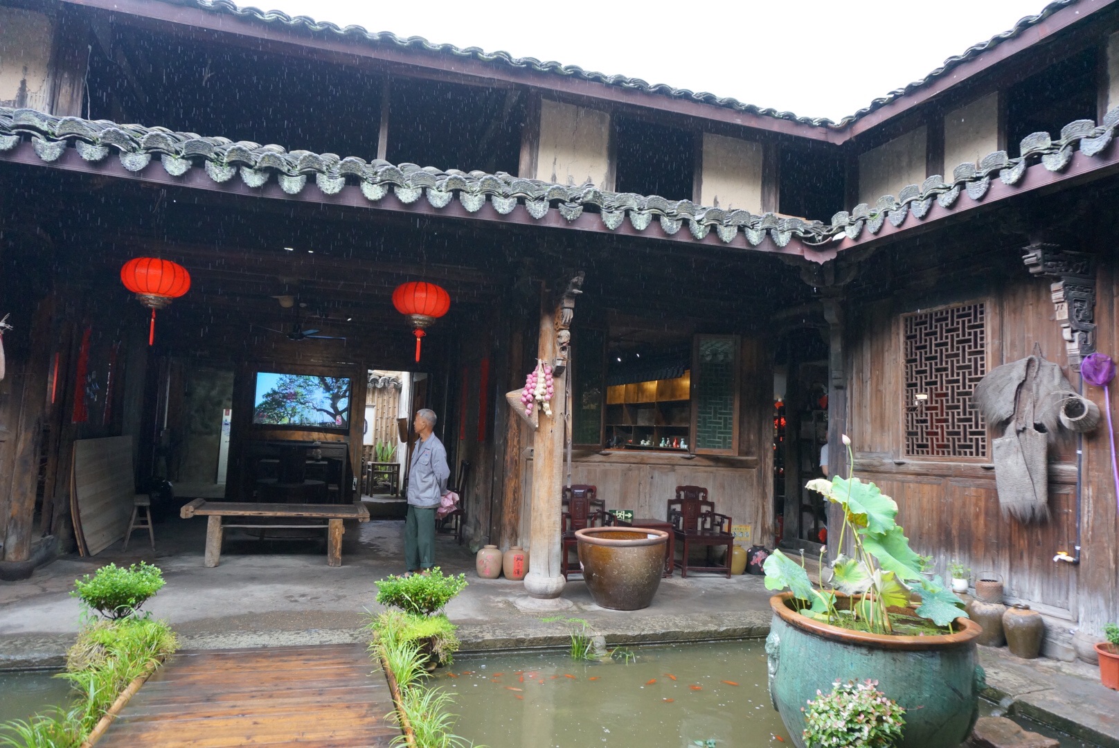 丽水人均_丽水学院(2)