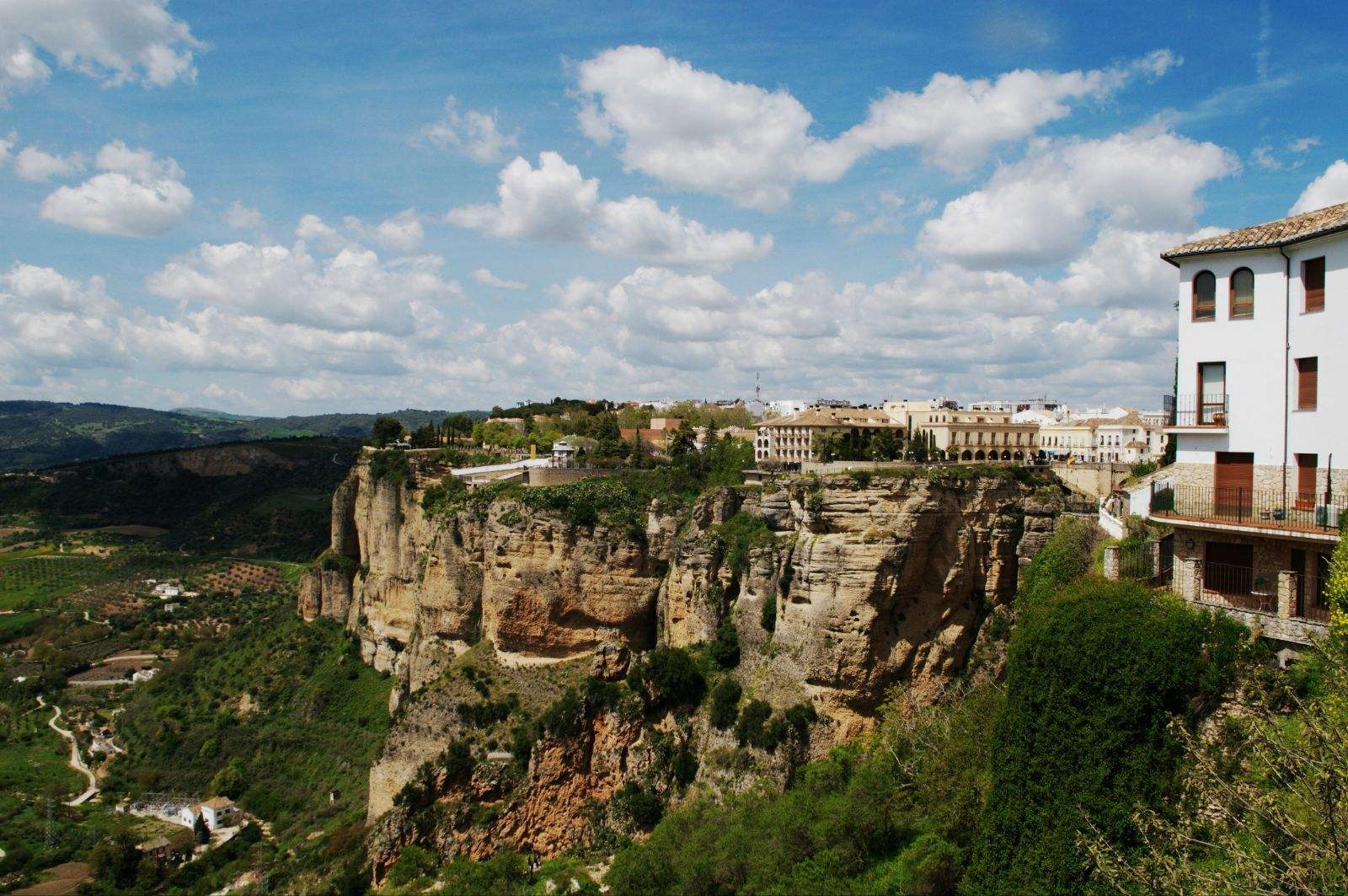 【深度游】上海出发西班牙+葡萄牙11天跟团游