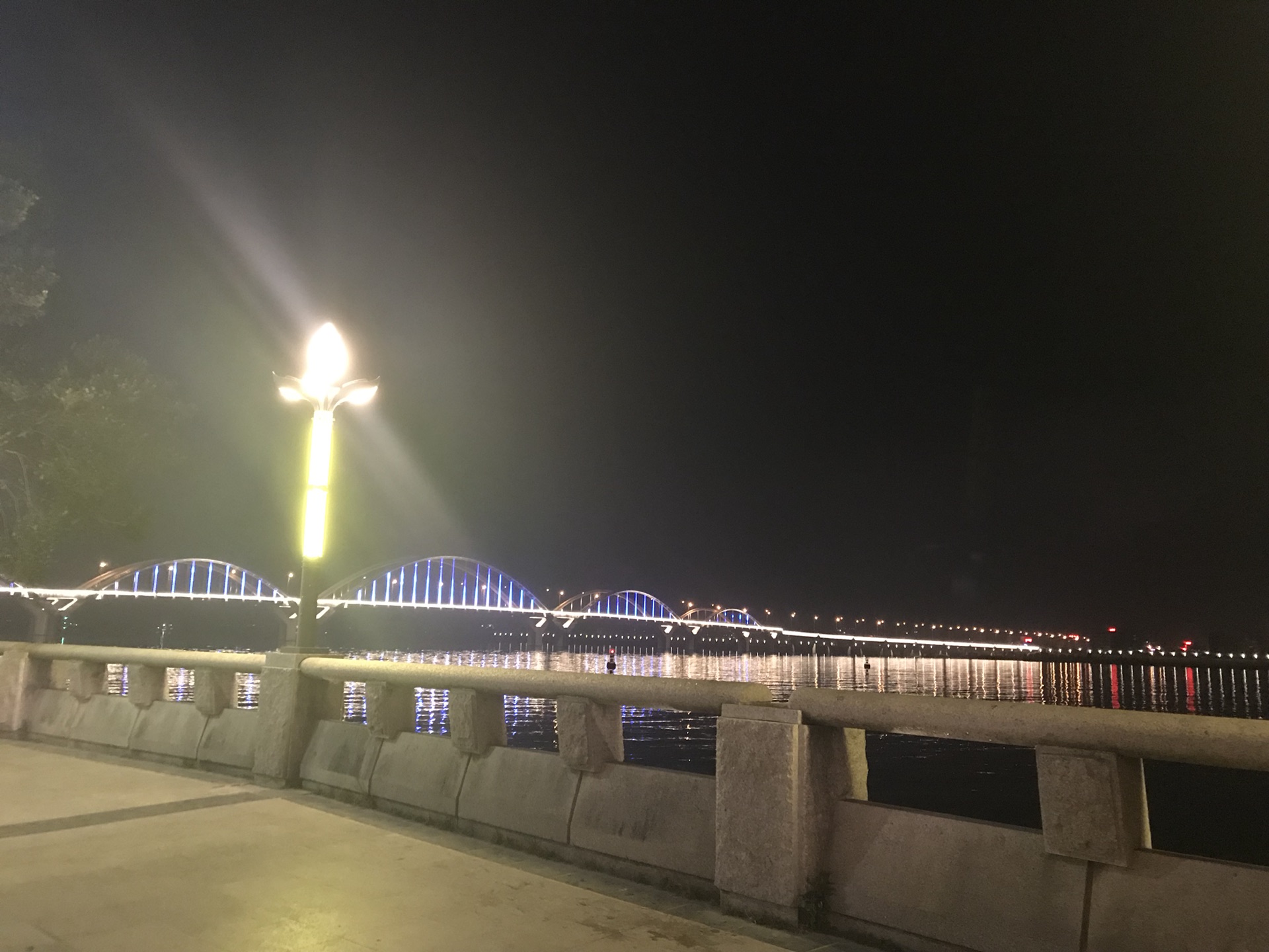 潮州本地人口_潮州牌坊街图片
