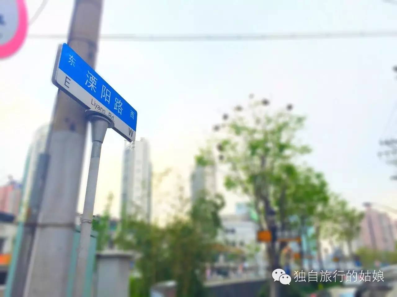 伤心城市曲谱伴奏双手