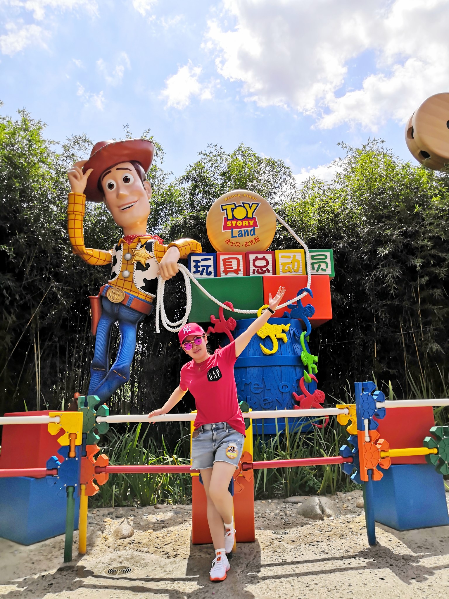 三游迪士尼之新园区初体验_游记