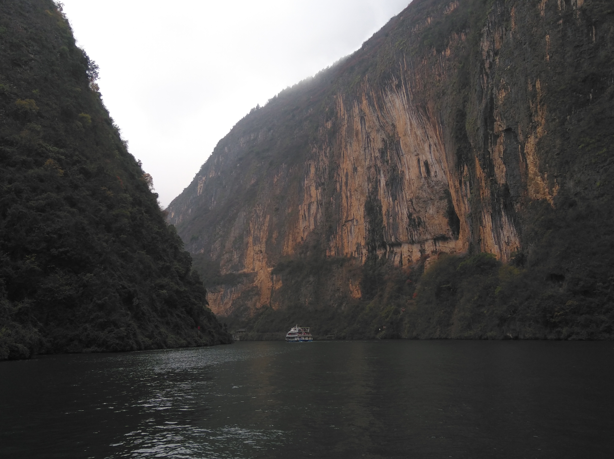 wKgED1v_53yAF12OABoixgp2cig09.jpeg?imageView2%2F2%2Fw%2F600%2Fh%2F600%2Fq%2F90