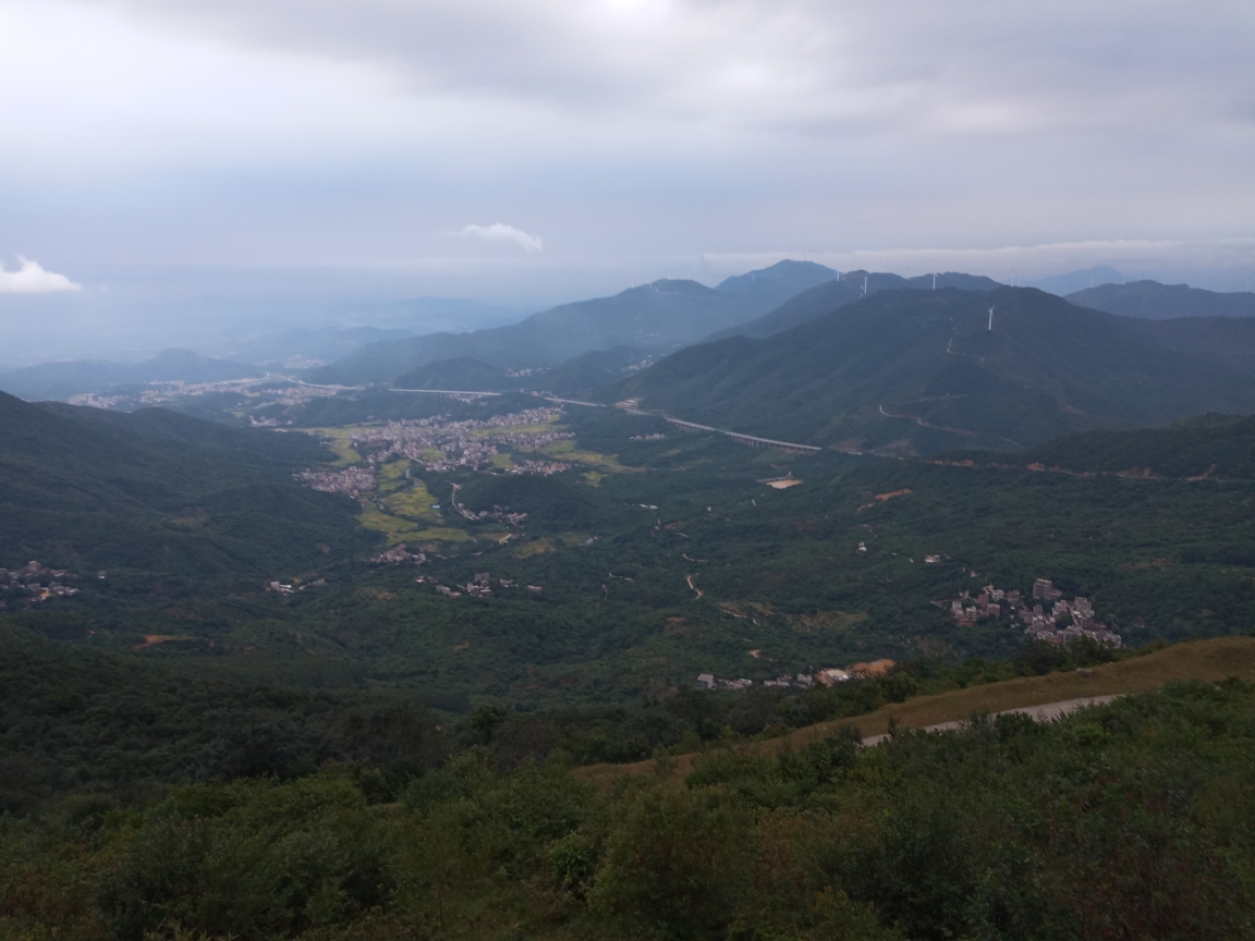 2018-10-10 浮山岭老云田新泳池 根子镇红荔阁中华红
