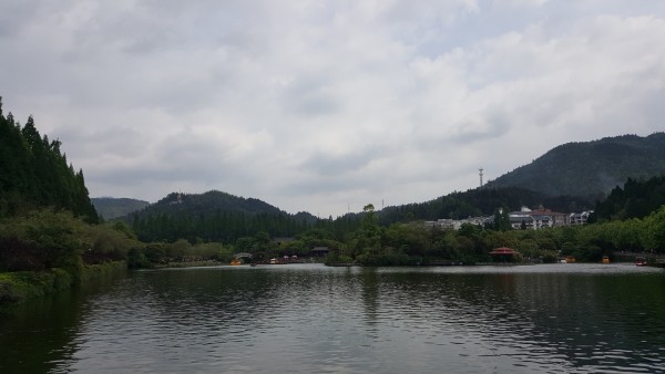 井冈山在哪里属哪个县 wKgED1vPCBqAOaU-ABUpPH3poMA91.jpeg?imageView2%2F2%2Fw%2F600%2Fh%2F600%2Fq%2F90