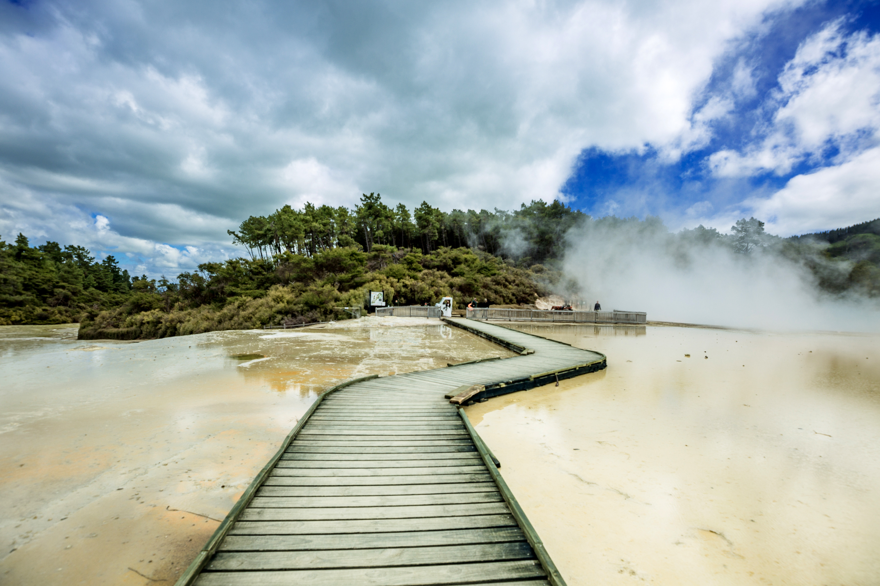 请问旅行结婚去哪里比较好?有推荐吗?