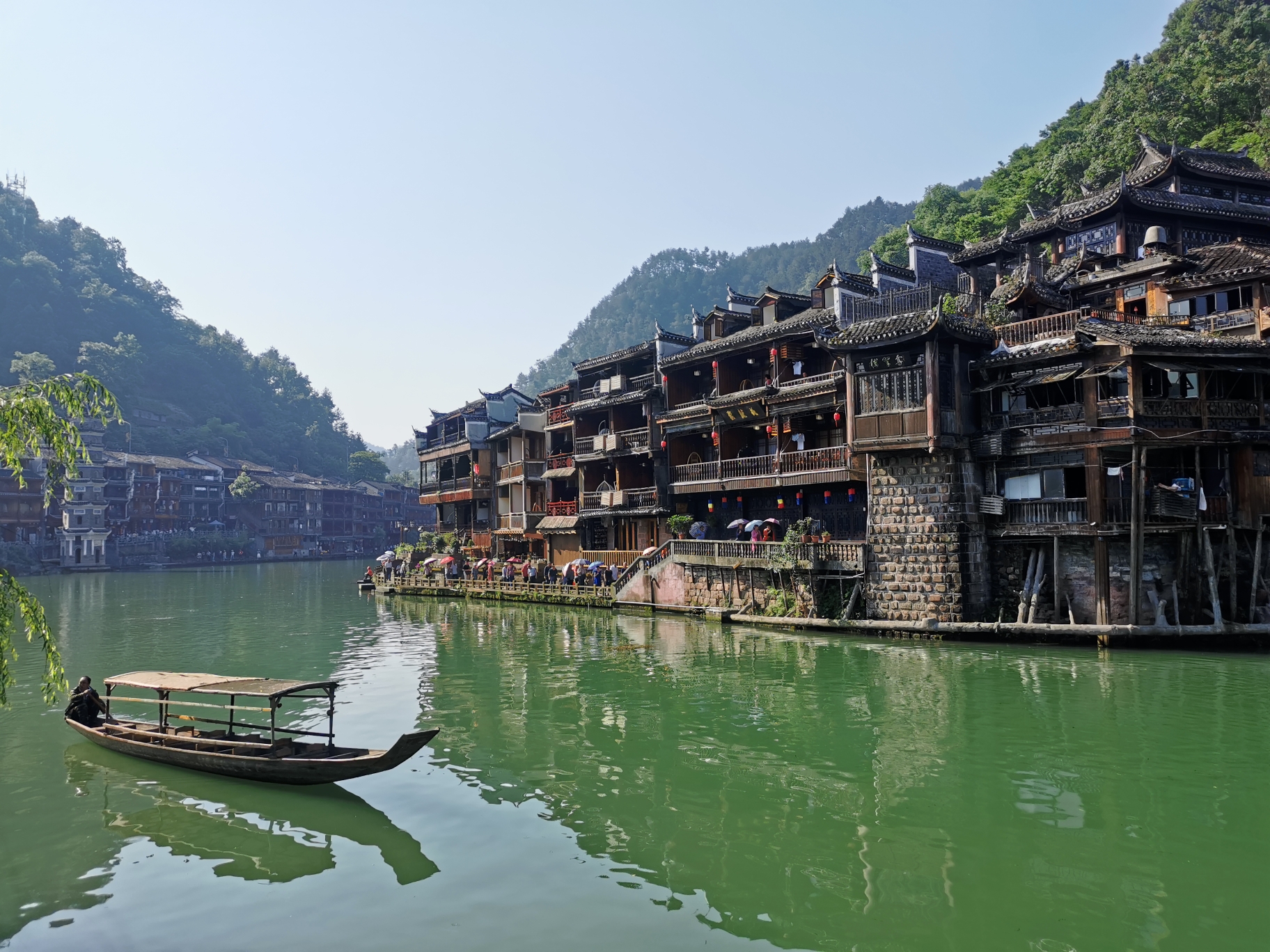 湘西自治州有多少人口_湘西自治州有多少个市(3)