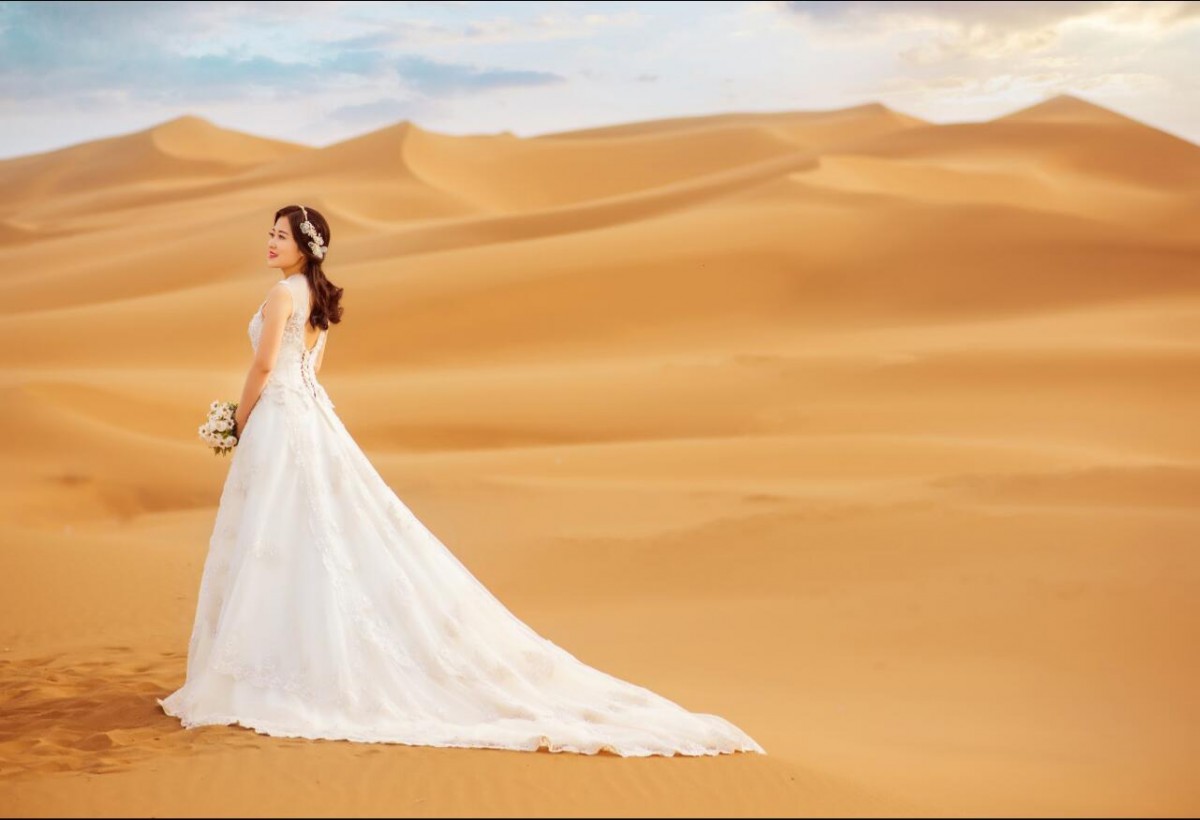 沙漠婚纱照图片_沙漠婚纱照图片大全集