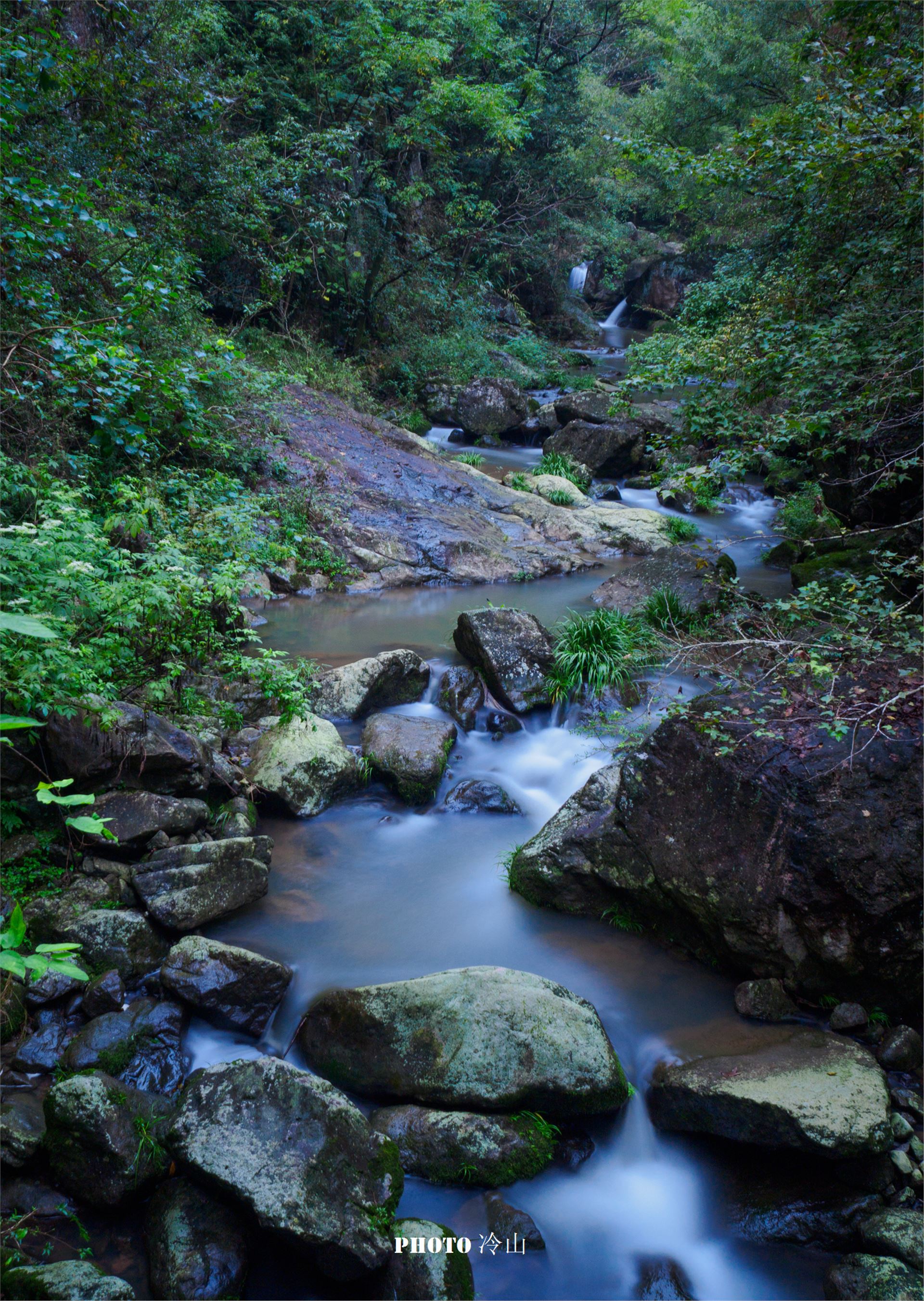 磐安网红景点——水下孔景区