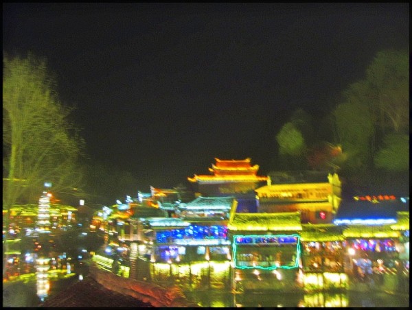 长沙到芙蓉镇游玩攻略,长沙到芙蓉镇多少公里