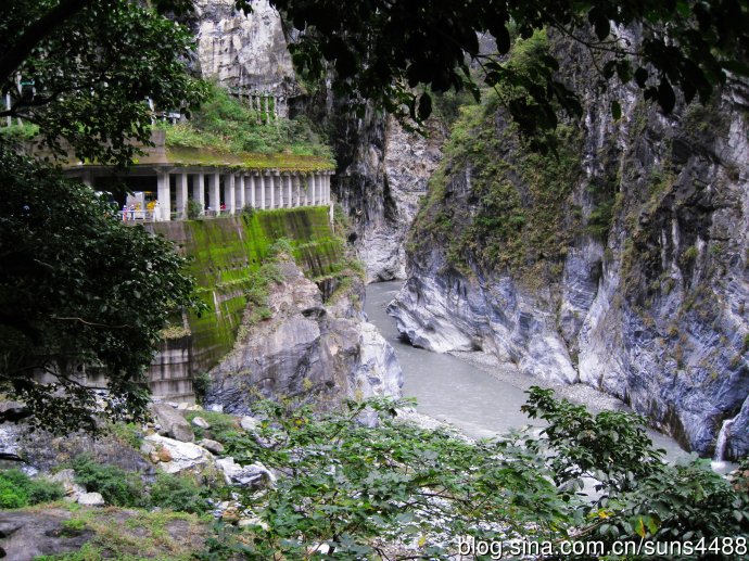 石壁人口_石壁山风景区(2)
