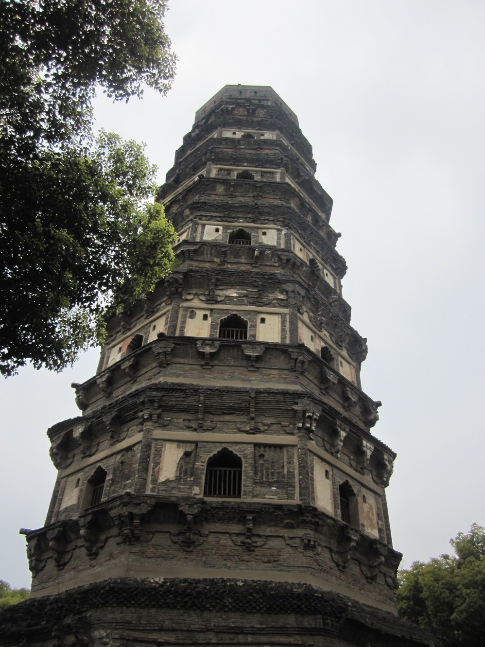 坟墓猜一成语_一图一成语猜答案大全(3)