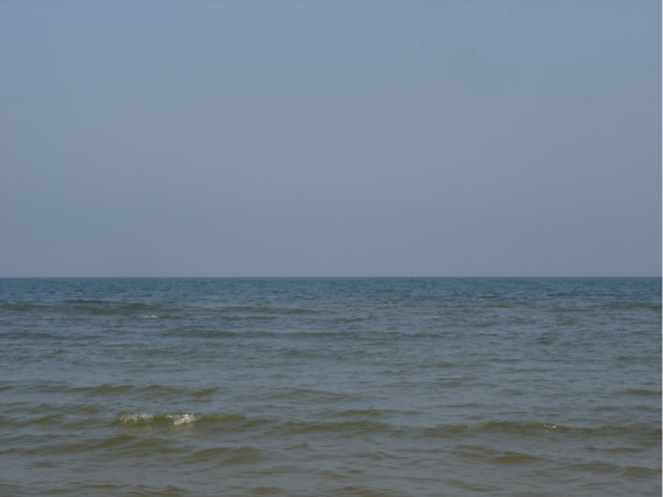什么是月牙湾 wKgB21A3VaiAG7tUAAe7vzL7pMw24.jpeg?imageView2%2F2%2Fw%2F600%2Fh%2F600%2Fq%2F90