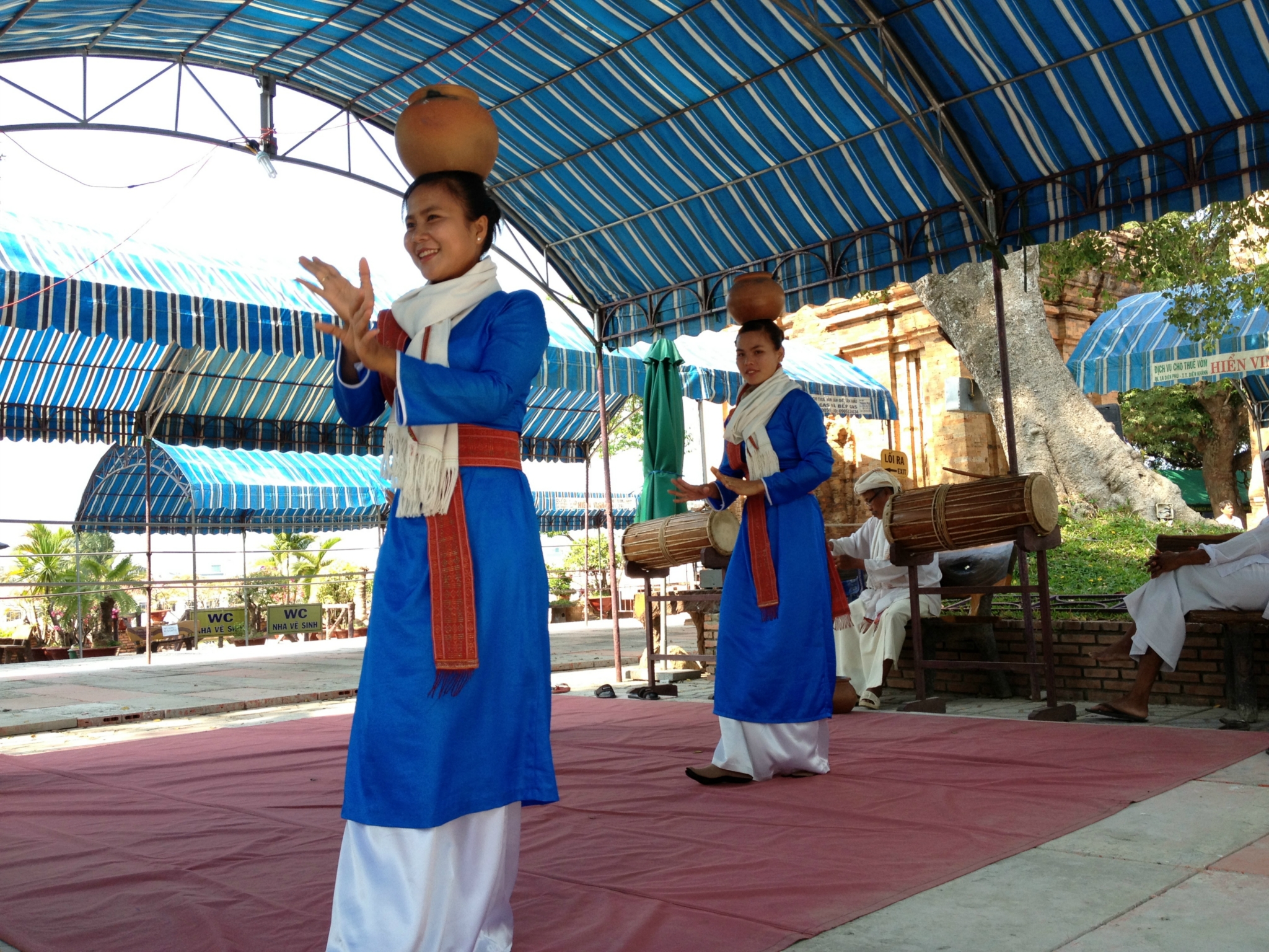 要生活费表情包_越南人均生活费