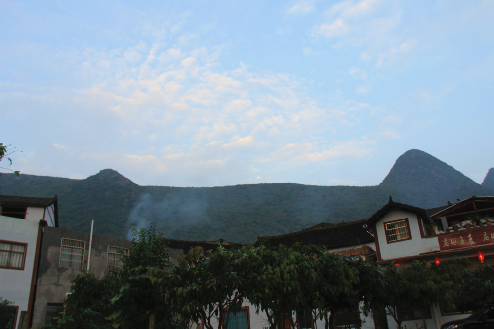 国庆双乳峰旅游收入