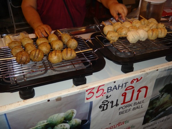 清真食品是什么意思 wKgB4lKvBfCADLanAAhxlsPPq0c85.jpeg?imageView2%2F2%2Fw%2F600%2Fh%2F600%2Fq%2F90