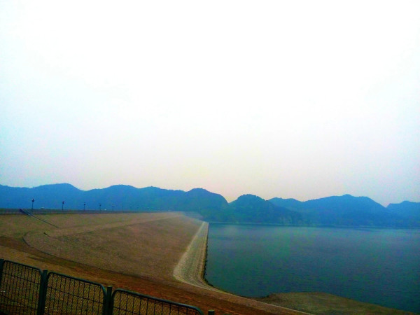 梦见水库漏水弟弟探望,梦境背后的深层含义与心理解析 梦见水库漏水弟弟探望,梦境背后的深层含义与心理解析