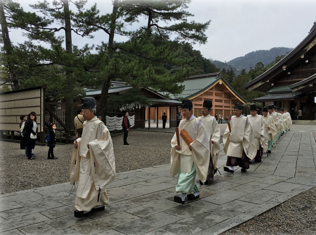 在八百万神明的居所泡汤赏樱|出云神社|星野界·出云