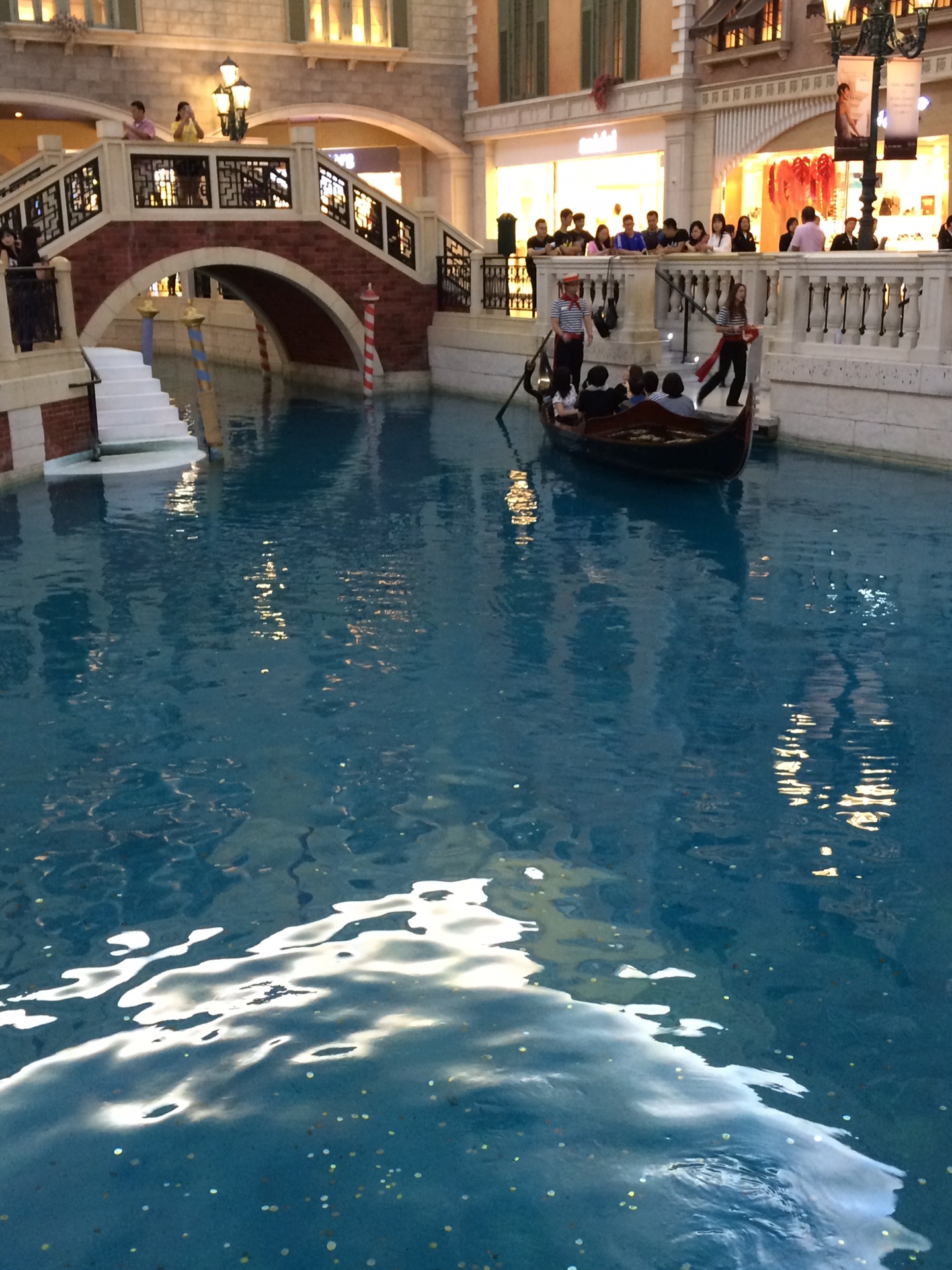 澳门国际机场如何免费坐车去拱北