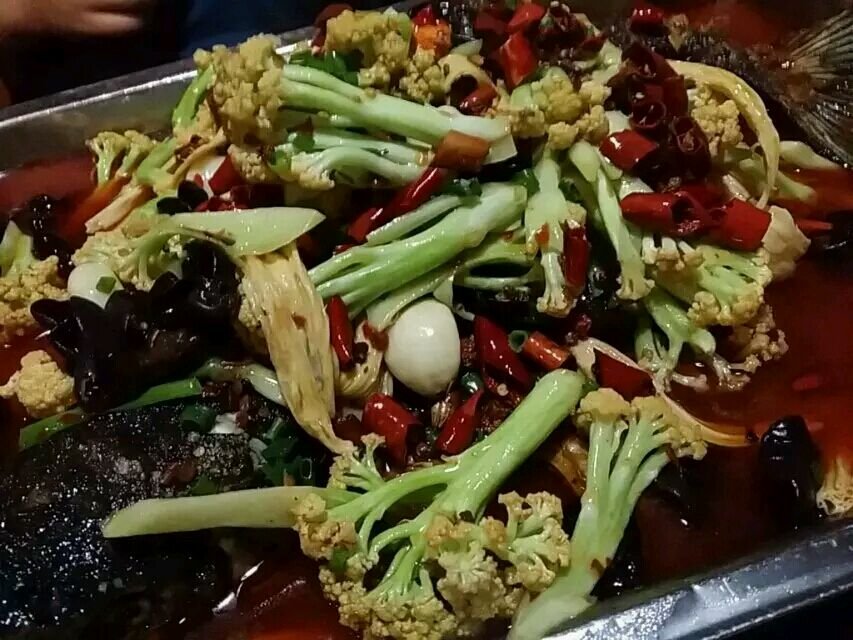 桥亭活鱼小镇_桥亭活鱼小镇人均消费(2)