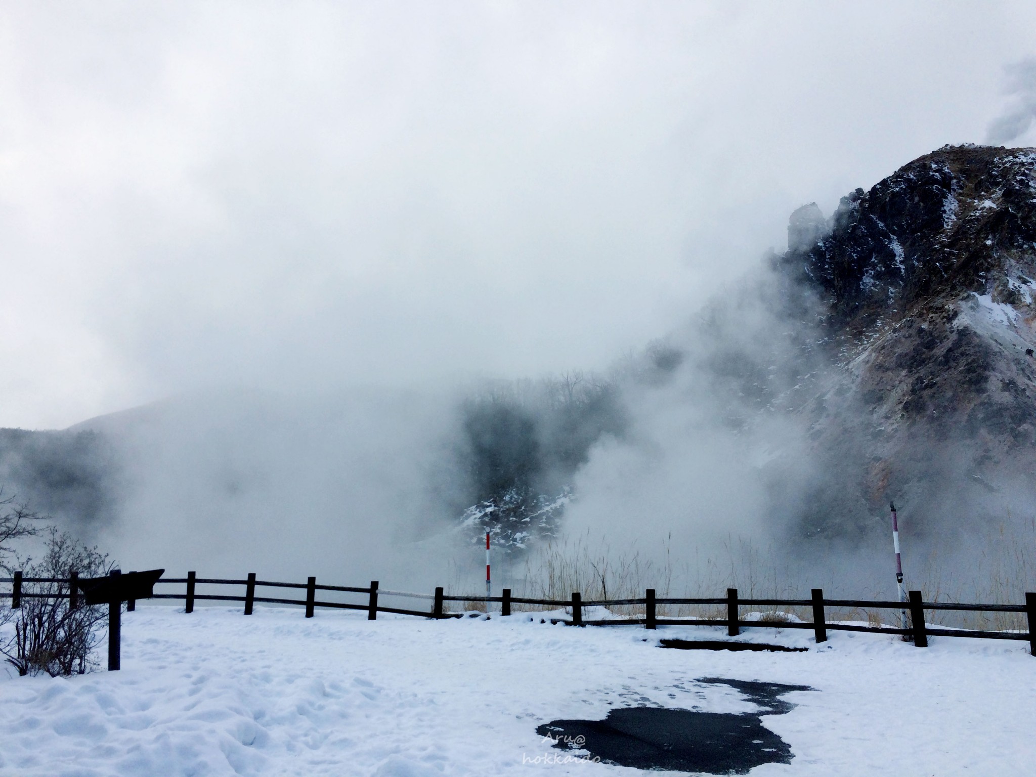 大汤沼,是俱多乐火山喷发时形成的爆裂火山口遗迹,闻说池沼底部喷出