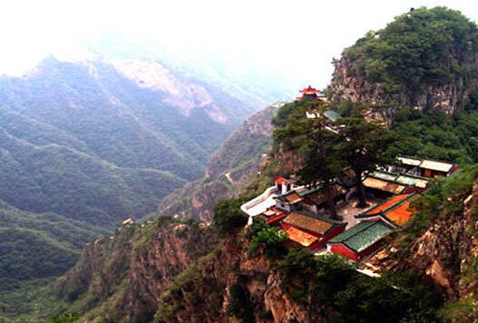 门票:免费     地址:北京市密云区北石城乡黄峪口村     黄