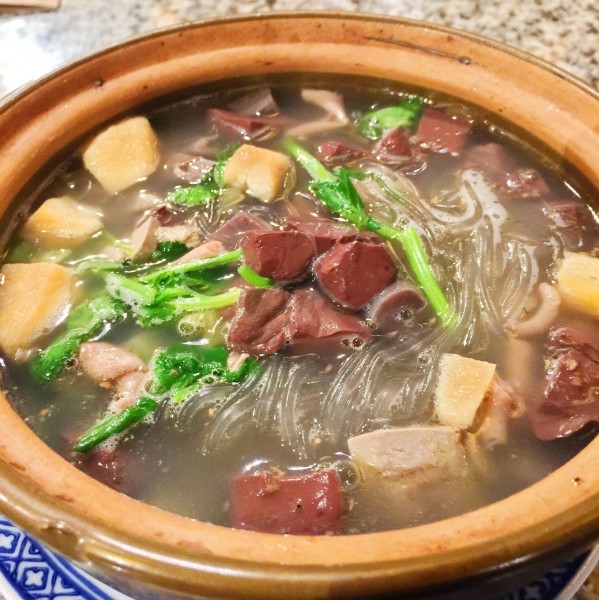 鸭血粉丝汤南京哪家店最好吃 wKgBs1gp2QSARRmRAA-eBvqZS9E02.jpeg?imageView2%2F2%2Fw%2F600%2Fh%2F600%2Fq%2F90
