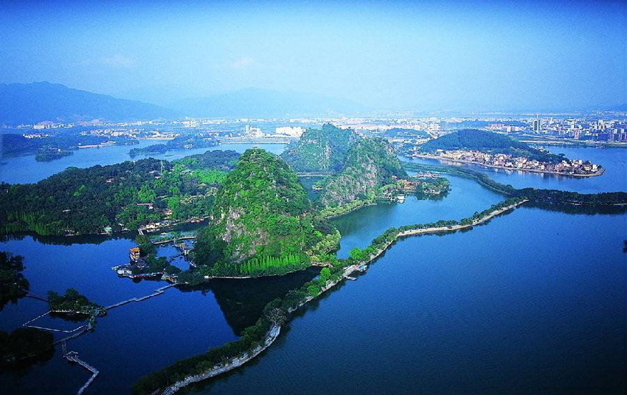 七星岩