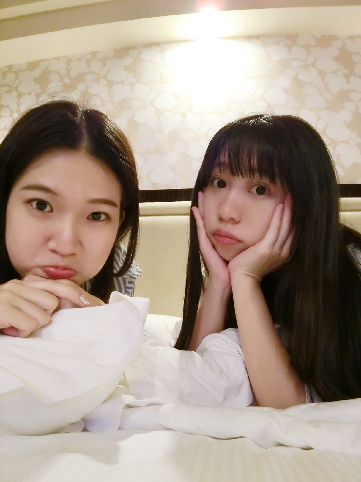 和闺蜜一起,与一个酒店"谈恋爱"