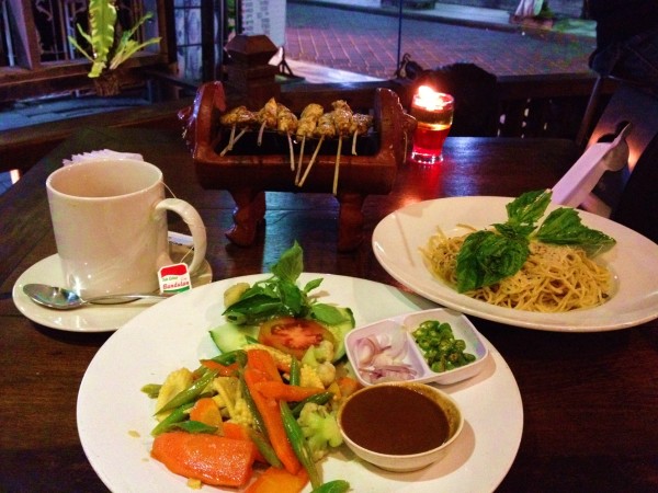 晚餐吃什么菜系 wKgBs1eEcsKAH9opABEmNhjdaE067.jpeg?imageView2%2F2%2Fw%2F600%2Fh%2F600%2Fq%2F90
