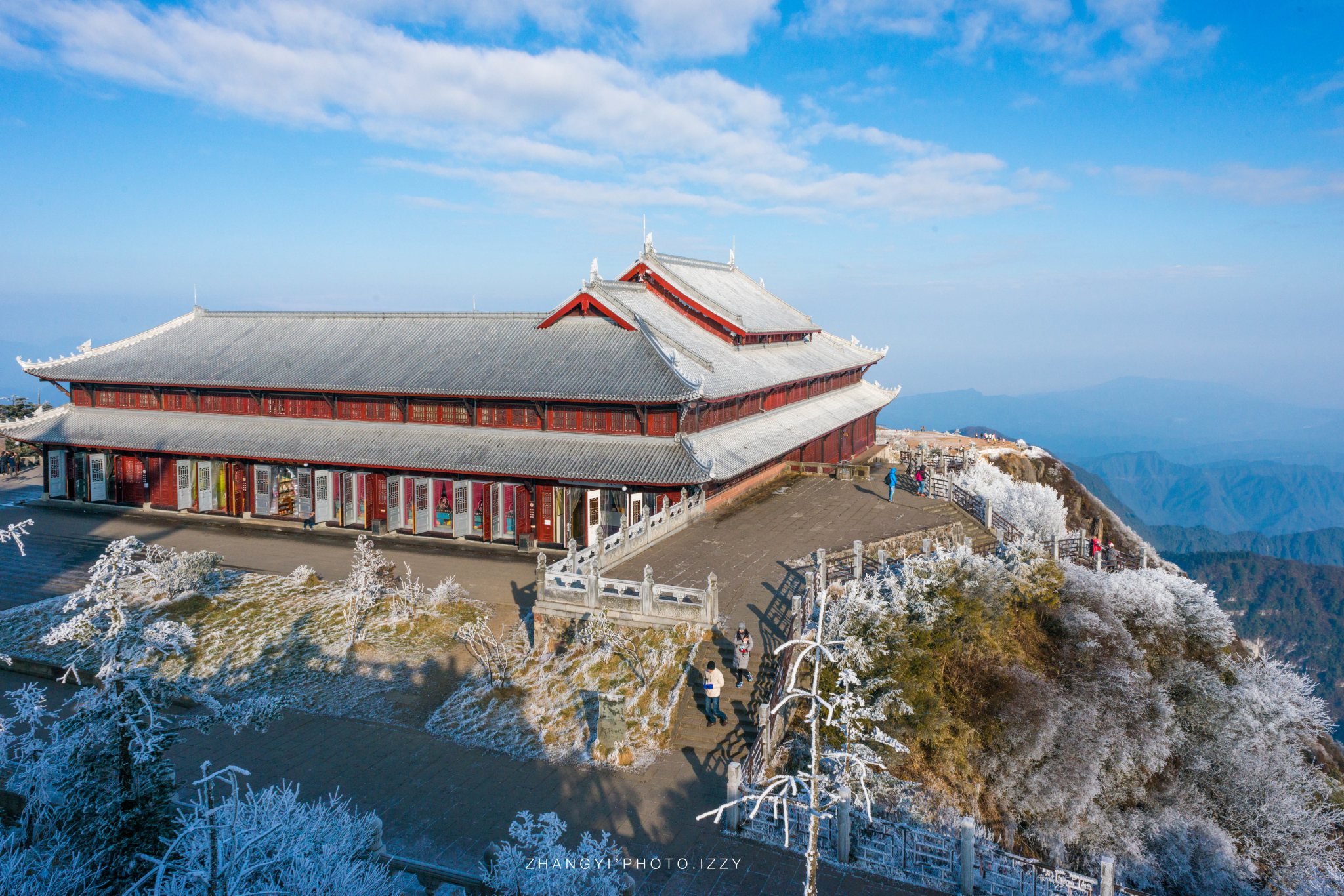 峨眉山市有多少人口_国庆临近 峨眉山率先开启金秋朝圣之旅