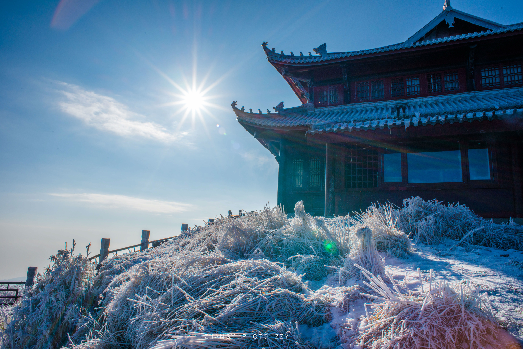 峨眉山市有多少人口_国庆临近 峨眉山率先开启金秋朝圣之旅