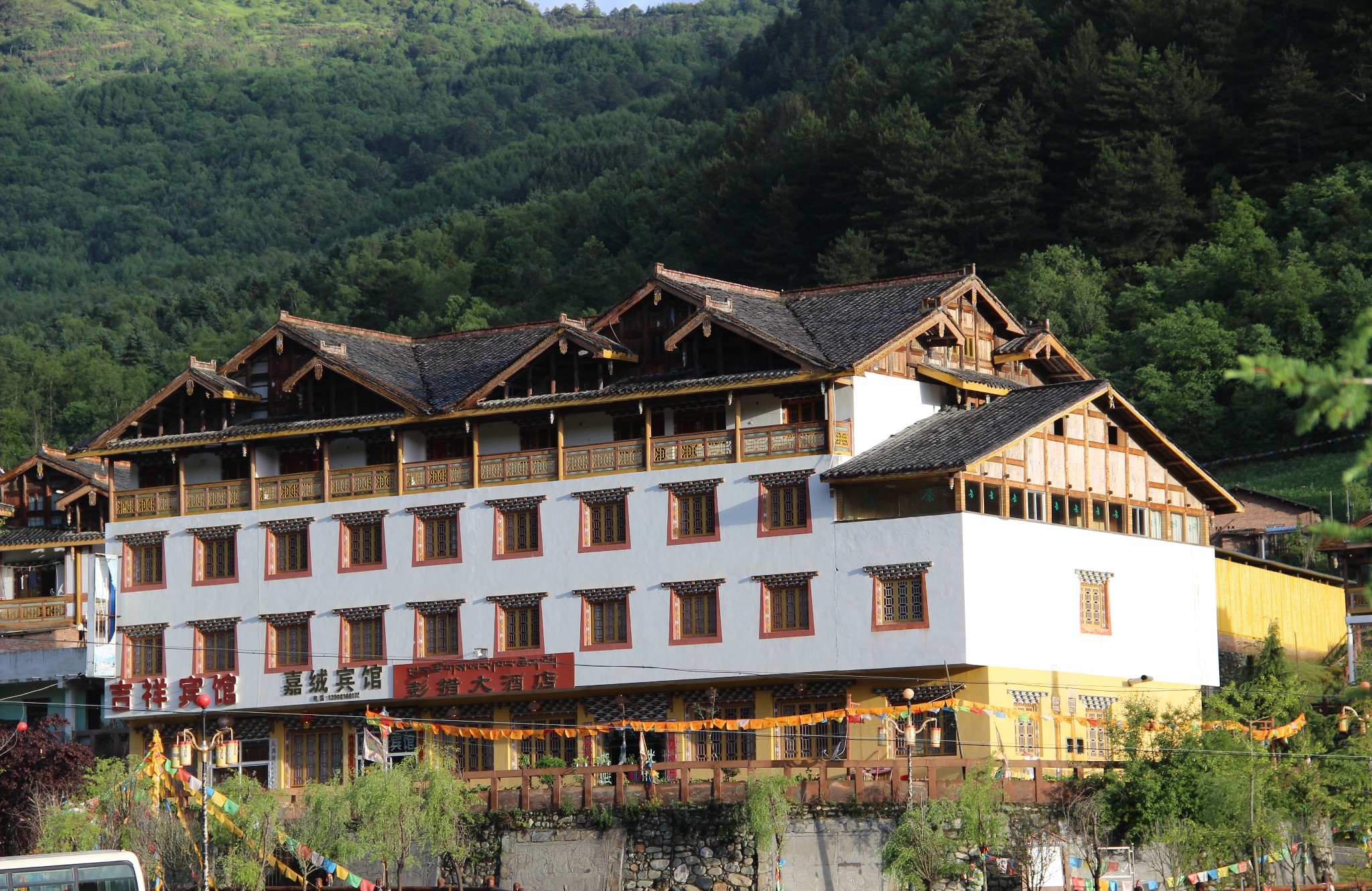 去神仙玩耍的地方——四川雅安宝兴县神木垒景区游记
