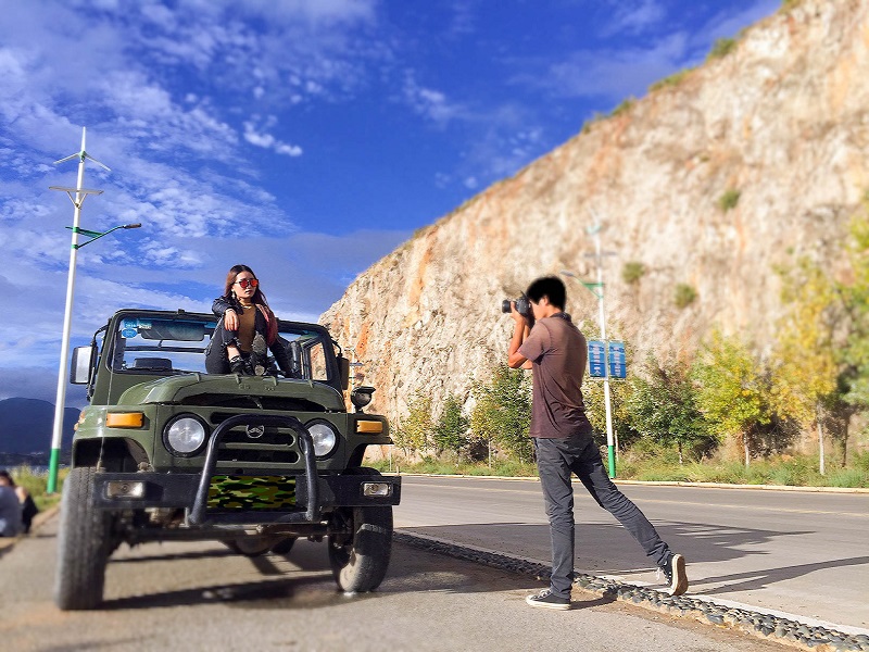 大理洱海旅拍一日游(拉风敞篷吉普车 百分百纯玩 360°环洱海 喜洲