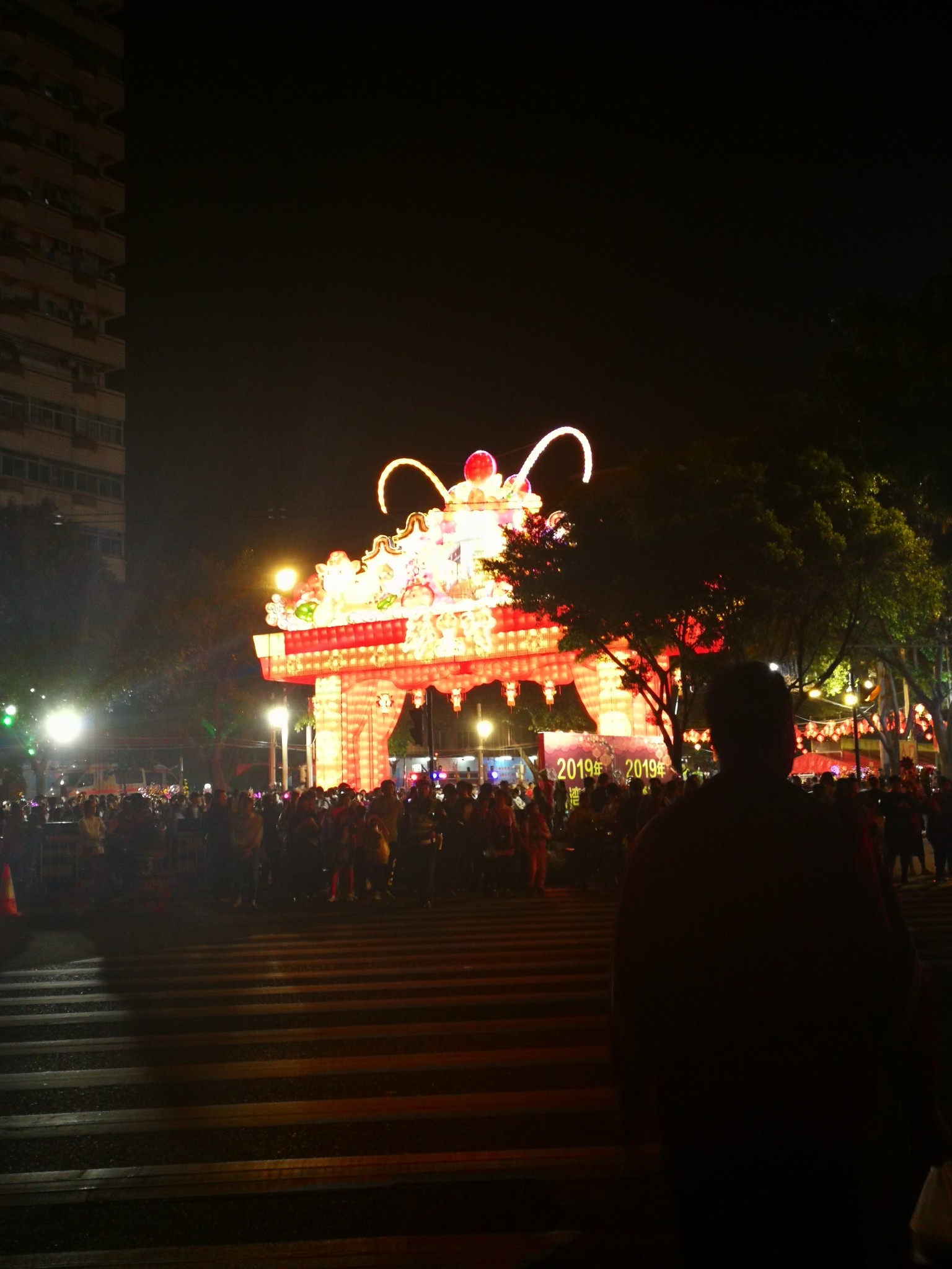 广州有多少人口2019_广州城市人口热力图