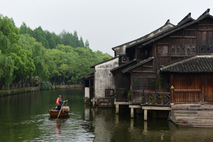 杭州怎么到南浔 wKgBZ1kF8_aAYkCRABANqtvKswM24.jpeg?imageView2%2F2%2Fw%2F680%2Fq%2F90%7CimageMogr2%2Fstrip%2Fquality%2F90