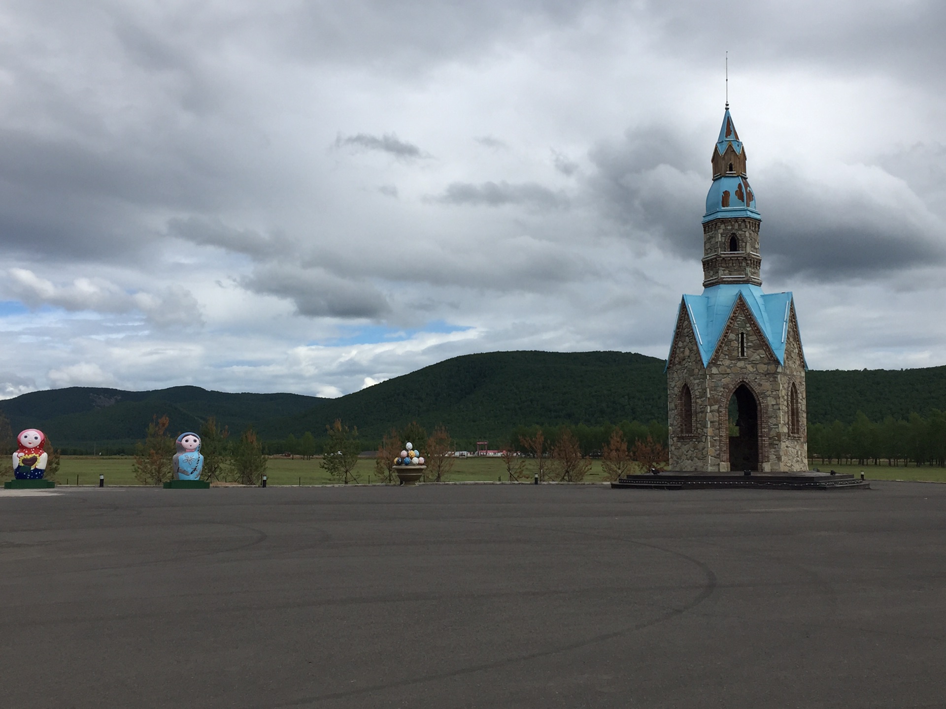 途遇恩河服务区